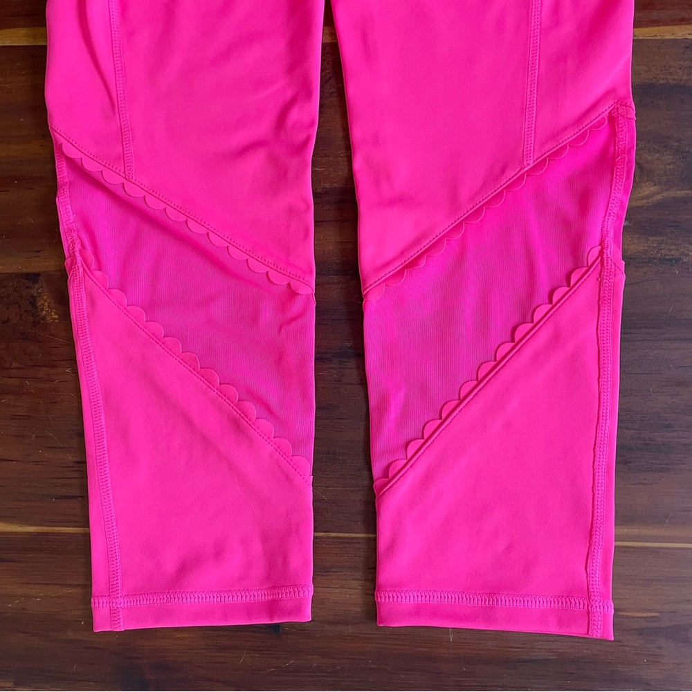 *NWT* Lilly Pulitzer UPF 50+ Luxletic 24" South Beach High Rise Midi Legging - Picture 8 of 12